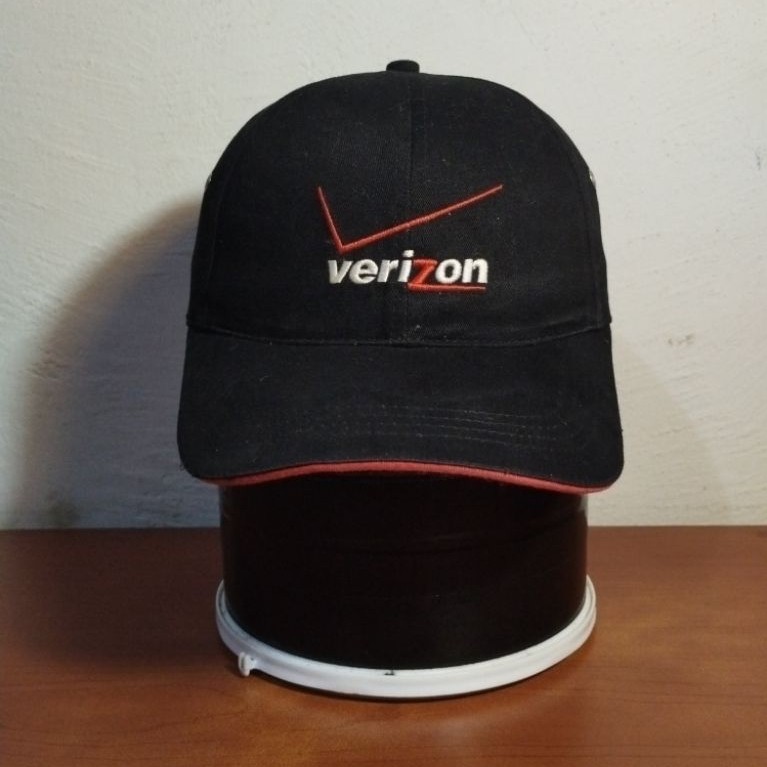 หมวกแก๊ป Verizon สีดํา Likenew