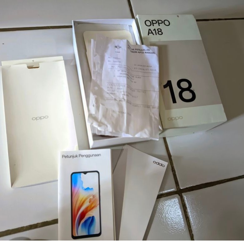 HP Oppo A18 Boxbook (ต้นฉบับ โทรศัพท์ในตัว)