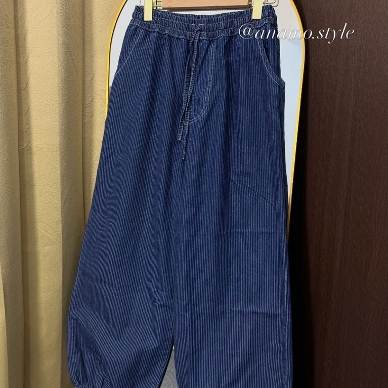 AN108 - STRIPE JEANS