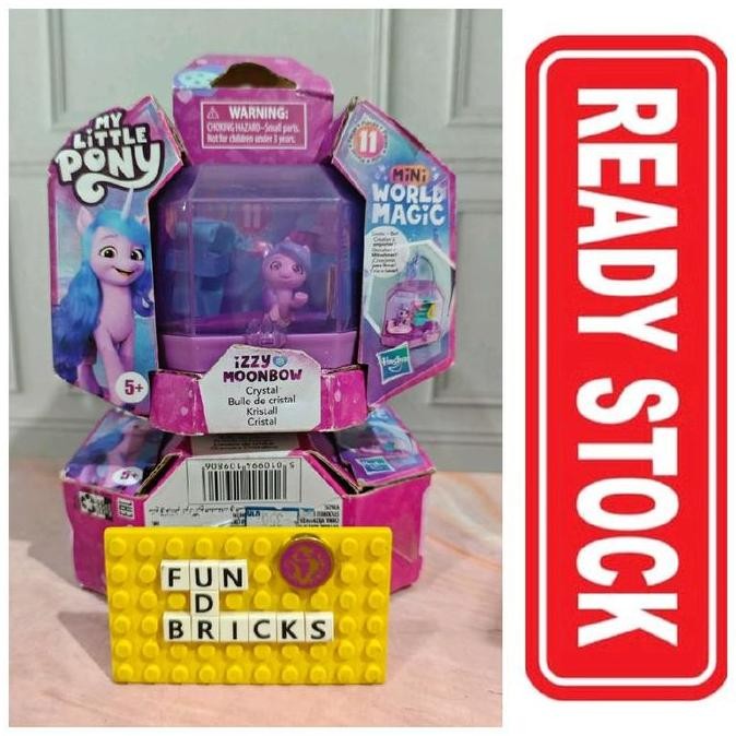 พวงกุญแจ My Little Pony Mini World Magic Izzy Moonbow Crystal