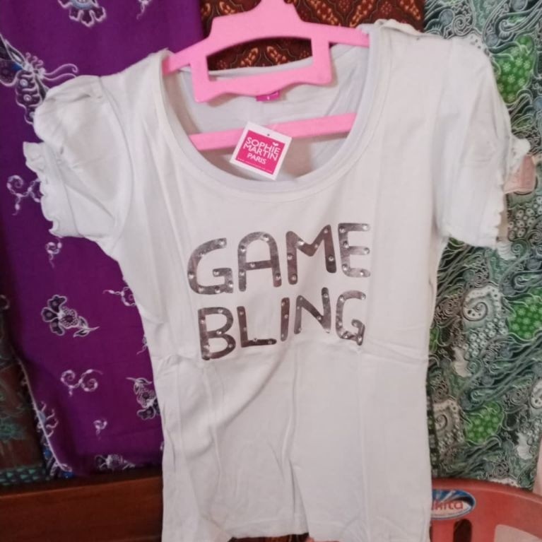 เสื้อยืด Sophie Martin S