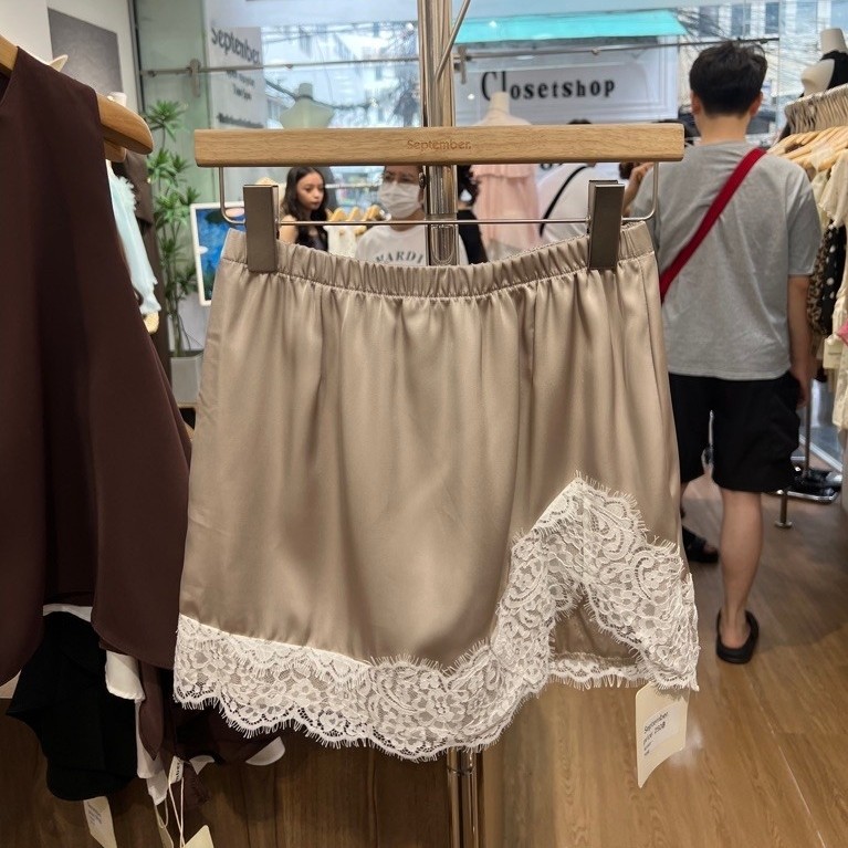 SEPTEMBER SKIRT LACE 793 BKK -
