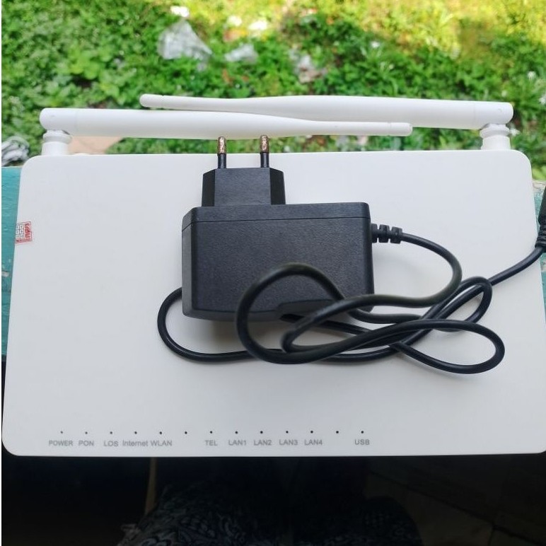 GPON ONT F609 V3.0 WiFi Router มือสอง สภาพนอร์ม่า + อะแดปเตอร์ 12V 1.5A พอร์ตสีน้ําเงิน