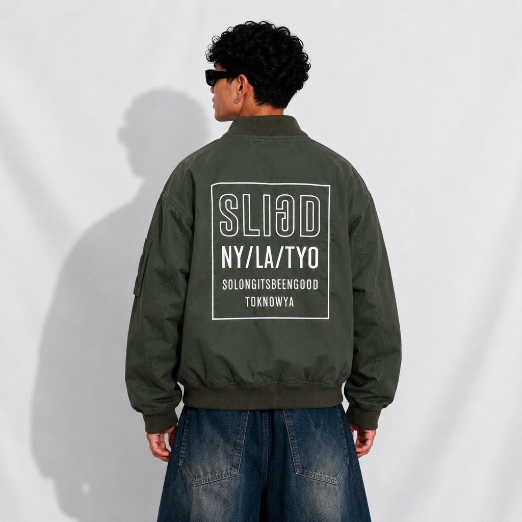 B One Soul Bomber Casual Jacket ไซส์ M (เหมือนใหม่) ของแท้ 100%