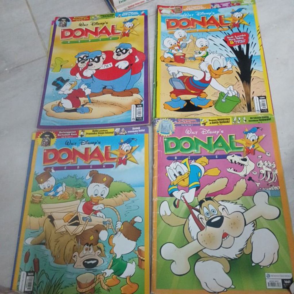 DONALD DUCK COMIC 9 เล่ม