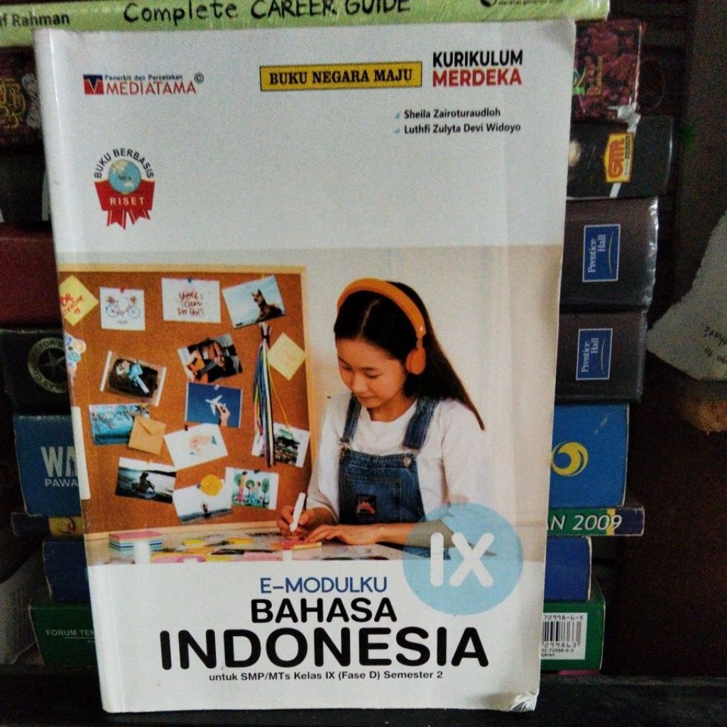 ต้นฉบับที่ใช้แล้ว E-MODULKU INDONESIAN LANGUAGE JUNIOR สูง SCHOOL เกรด IX PHASE D STER 2 INDEPENDENT