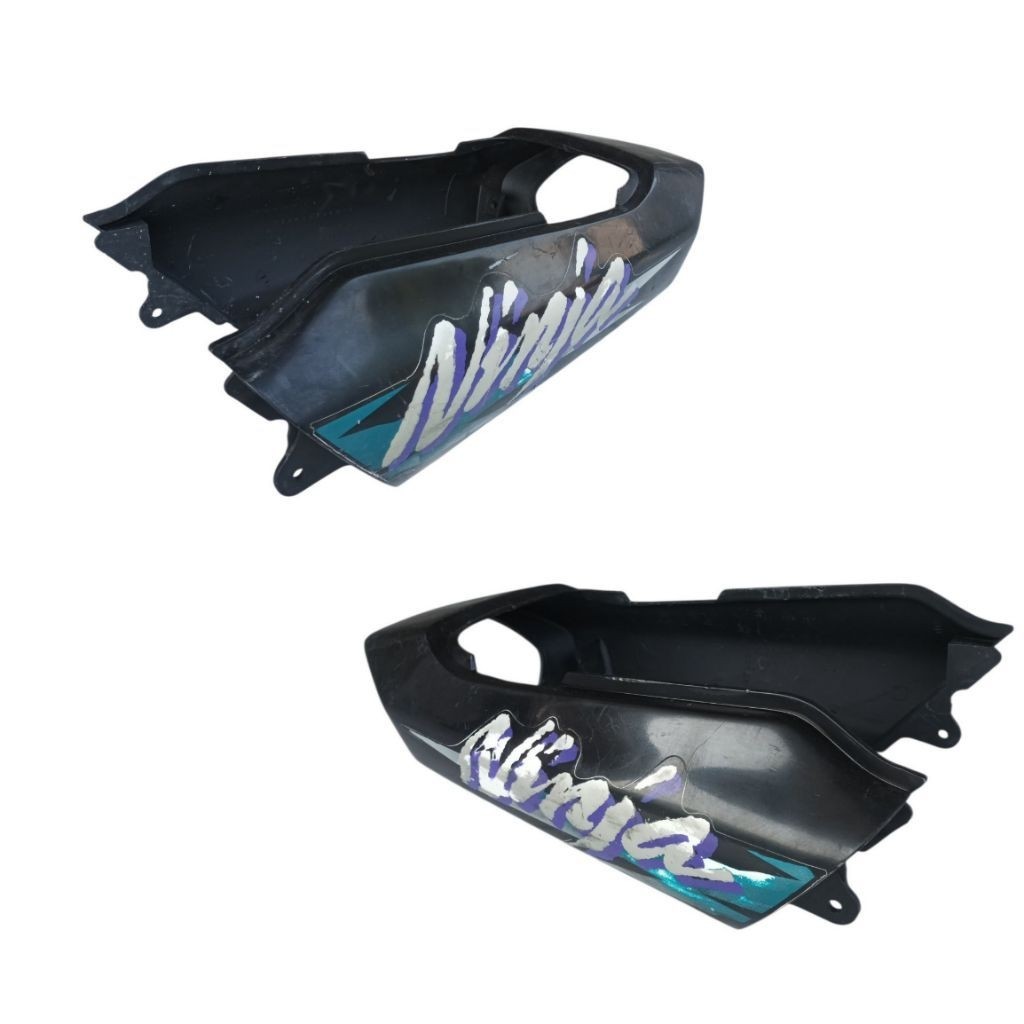 ฝาครอบตัวถังหลัง Kawasaki Ninja R - SS สีดําเดิม Kawasaki Ninja SS Ninja R หางด้านหลัง