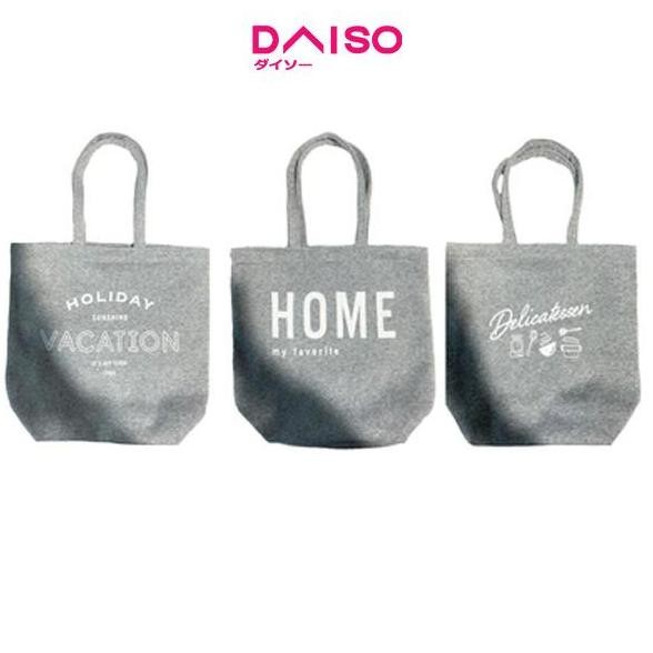 Daiso Tote Bag - ผ้าสเวต - 1.21Ft X 1.08Ft X 5.31In - 37Cm X 33Cm X 13.5Cm-