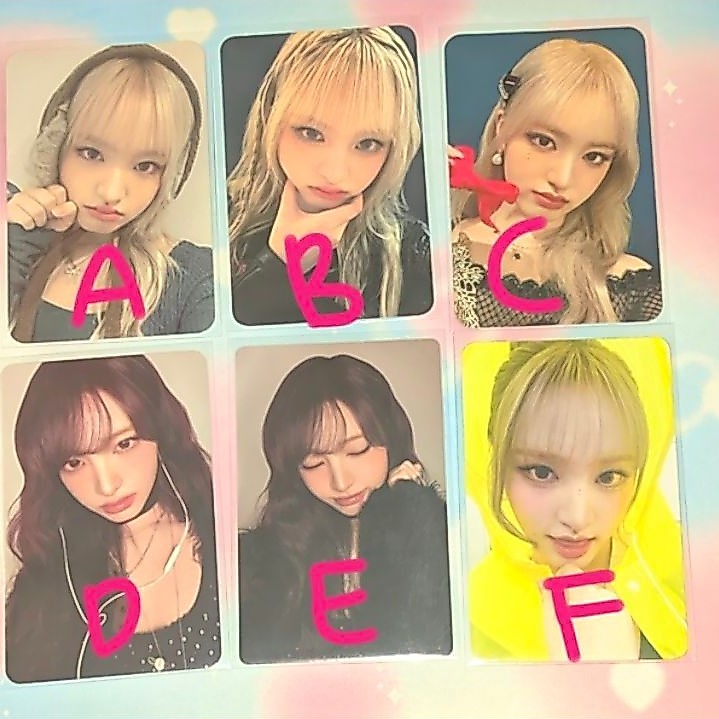 บัตรภาพอย่างเป็นทางการ Liz ive (READ DESCRIPTION)