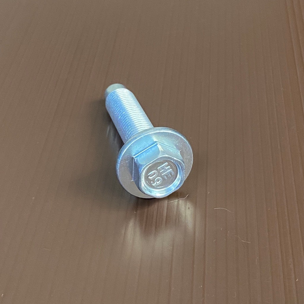 M11 CAR SAFETY BELT KEY 14 PITCH 125 UNIVERSAL SAFETY BELT SAFETY BOLT
