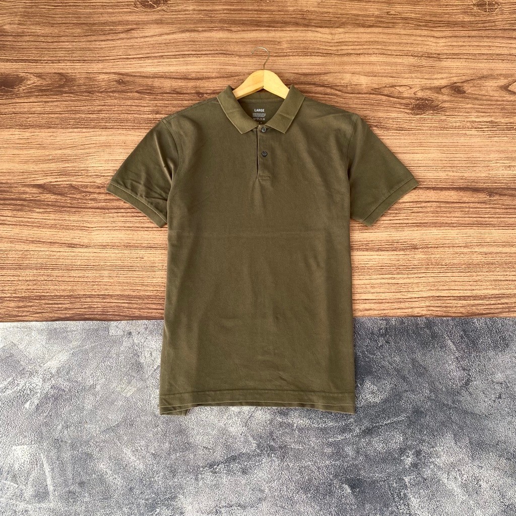 เสื้อโปโล Giordano**