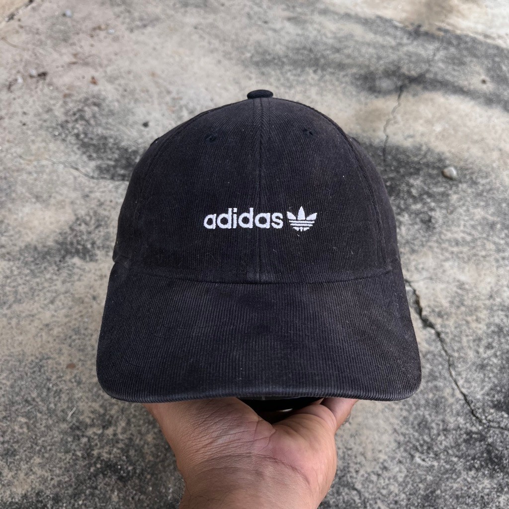 Goal Studio Corduroy Bucket Hat สีดํา 58 ซม
