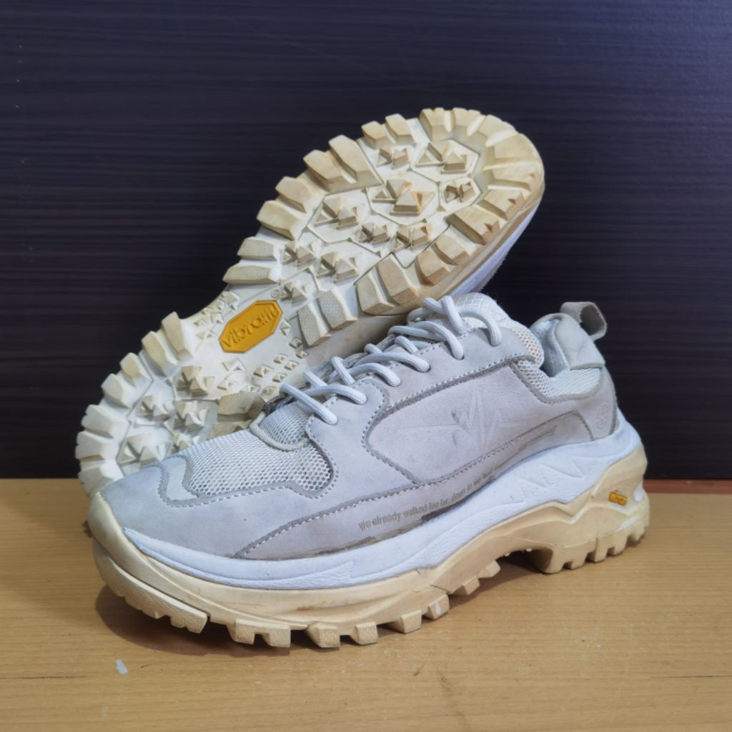 Vibram 41 รองเท้าผ้าใบกลางแจ้ง