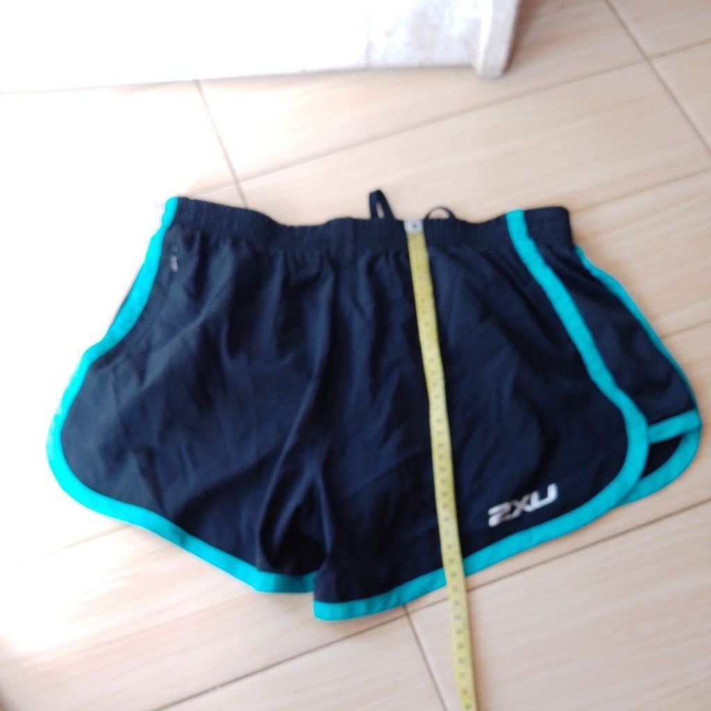 กางเกงขาสั้นเด็กผู้หญิง 2XU