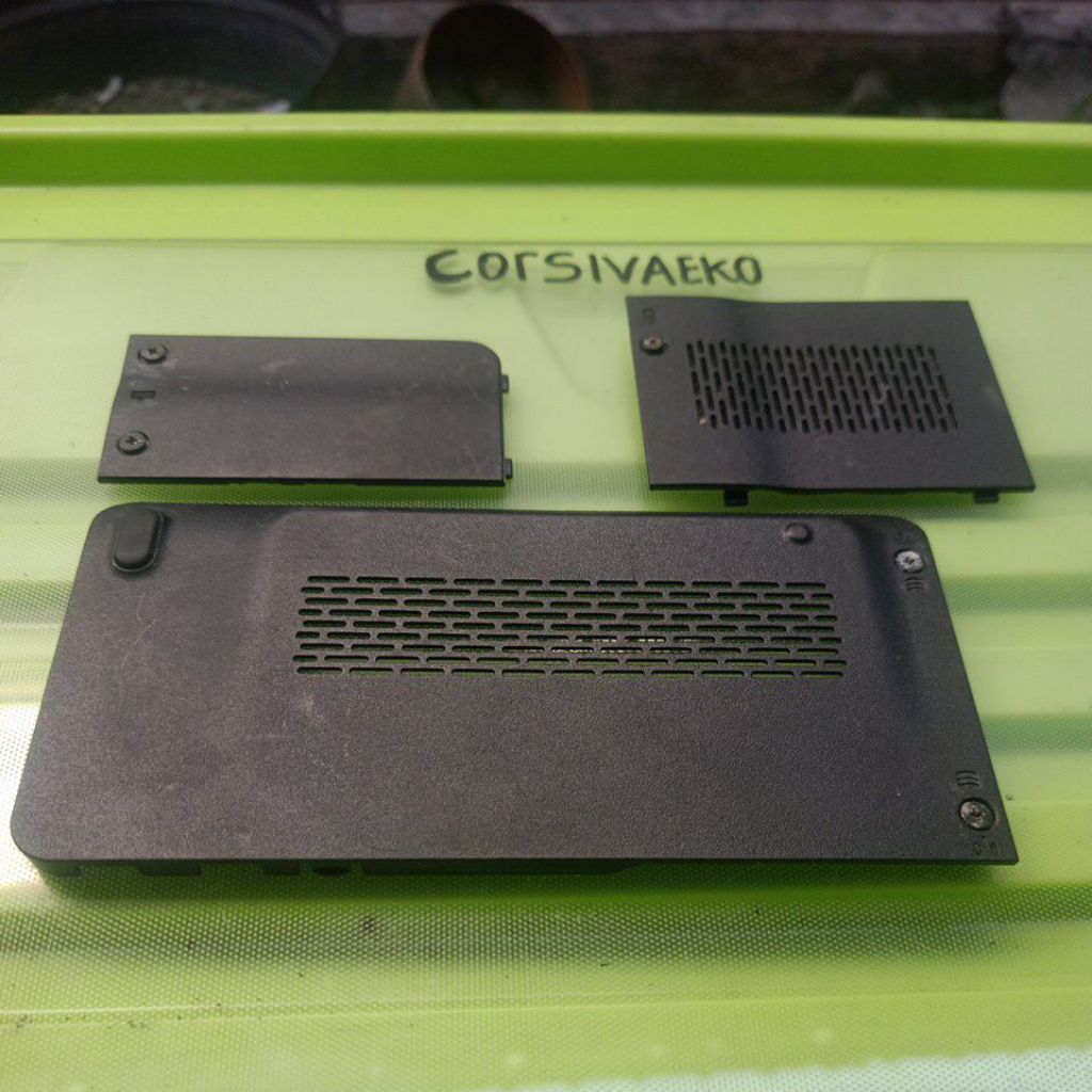 COMPAQ PRESARIO CQ40 BOTTOM CASE COVER