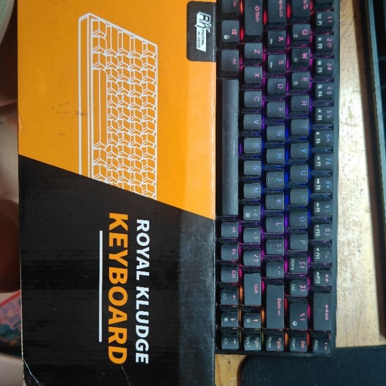 ROYAL KLUDGE Keyboard พร้อมไฟ RGB rk g68 บลูทูธไร้สาย 2.4 dongle