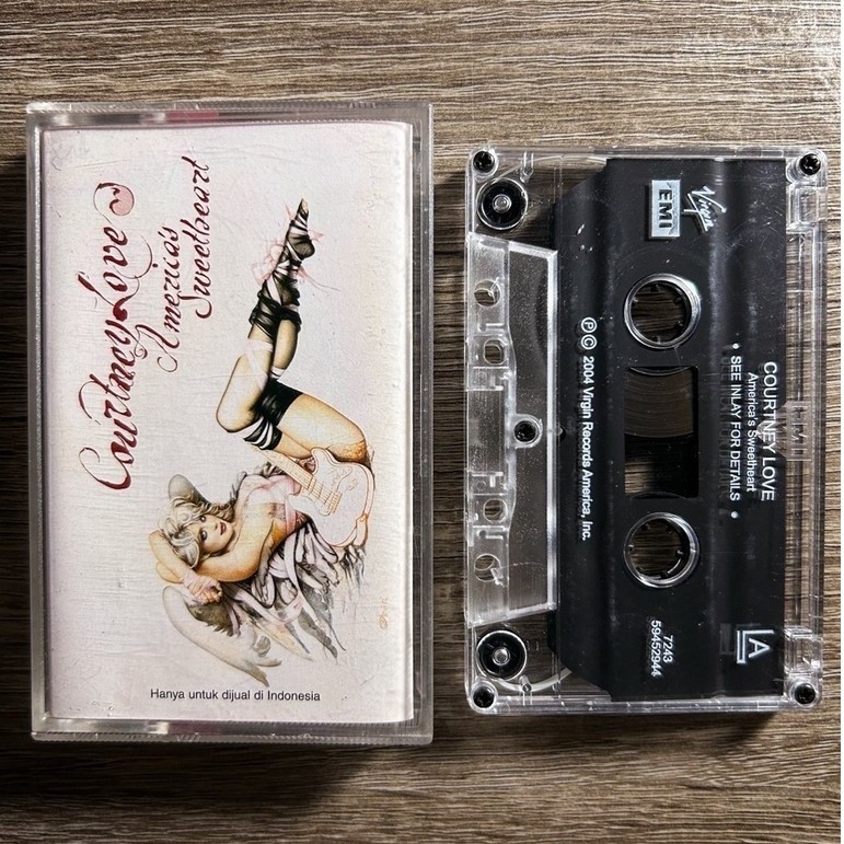 Courtney Love Cassette - Sweetheart ของอเมริกา