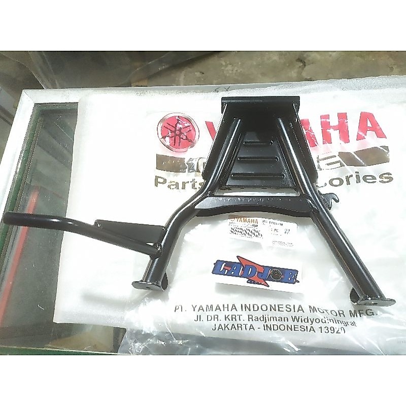 Vixion ขาตั้งกลางเก่า/3c1-f711-00