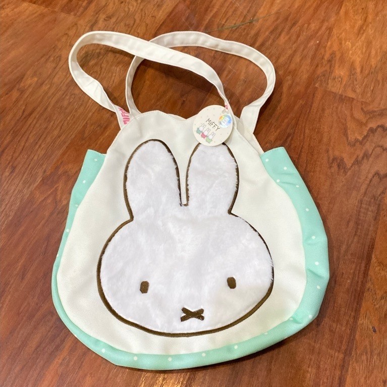 กระเป๋าขนเฟอร์ Miffy Tosca / กระเป๋าขนเฟอร์ Miffy Tosca