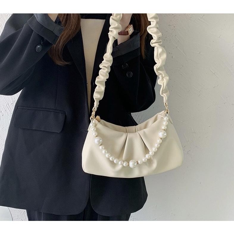 HP Bf888S กระเป๋าสะพายหนังผู้หญิง Mini Pearl Bag Gc 8538 Gj-46