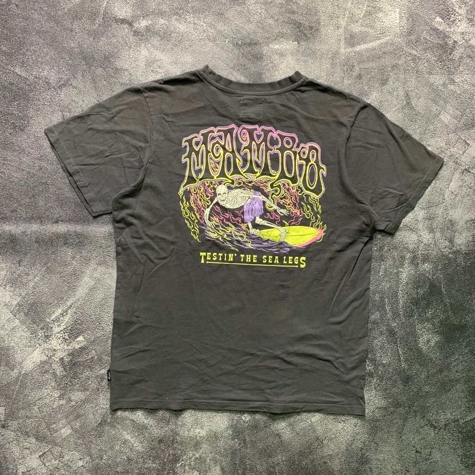 เสื้อยืด Mambo Smart Arts Graphic Surf Backhit