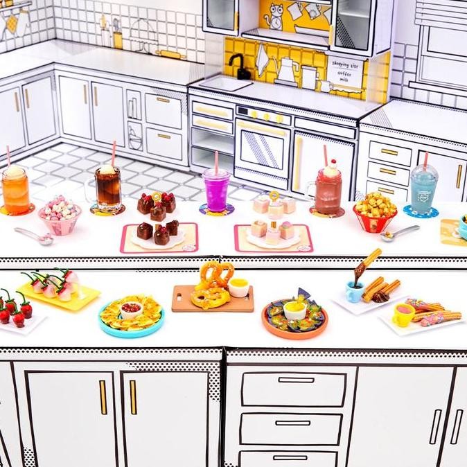 ของเล่น Kingdom Miniverse Playset Mini Food Cafe Pdq S2