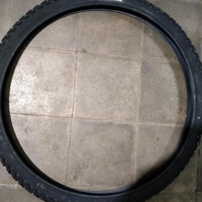 ยางจักรยาน UK 26 X 1.95