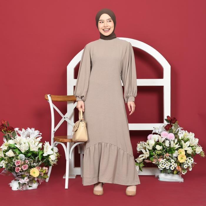 MFS Mybamus x Islahfuada Zavia Crinkle Dress สีเบจ M17642 R34S1