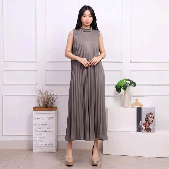 FF LATEST PLEATED MAXY DRESS/ PLEATED INNER DRESS 001