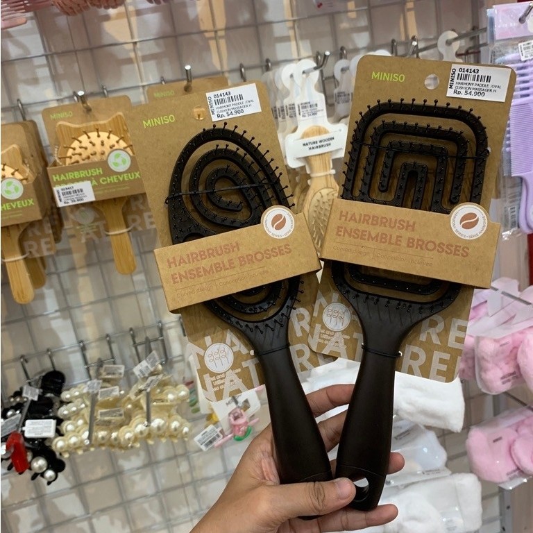 MINISO HARMONY PADDLE HAIR COMB / OVAL CUSHION MASSAGER