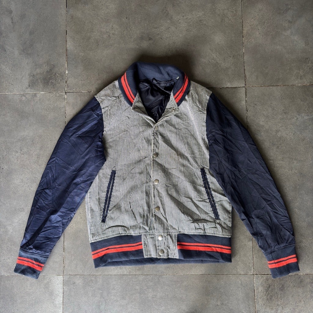 GU by Uniqlo Stripes Bomber Jacket Man