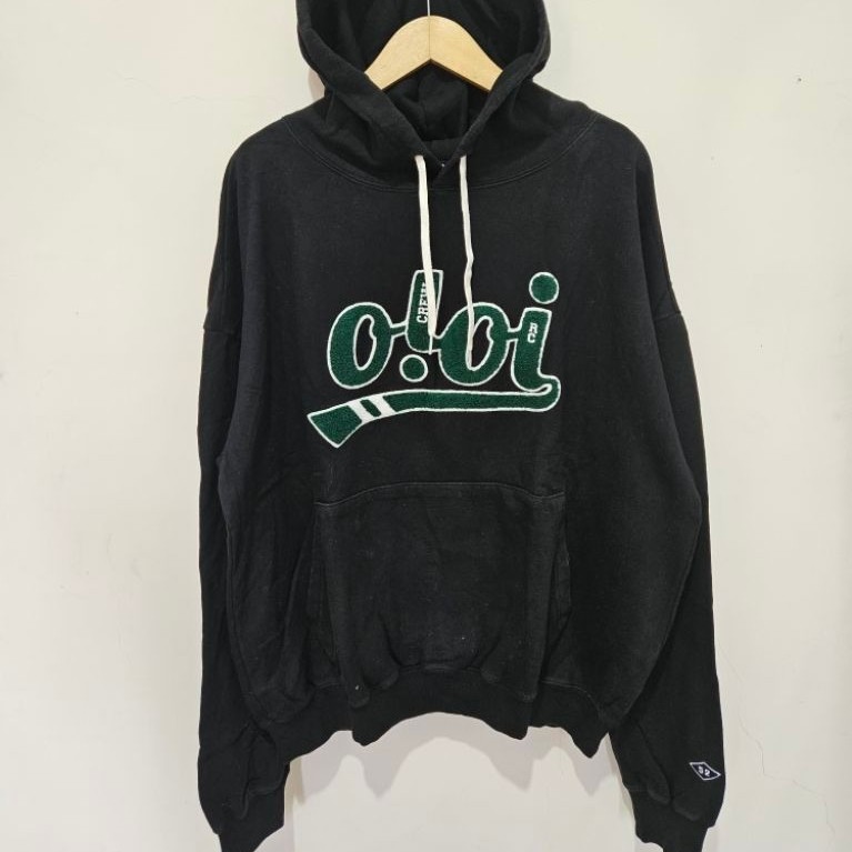 OiOi เสื้อฮู้ดสีดํา Oversize
