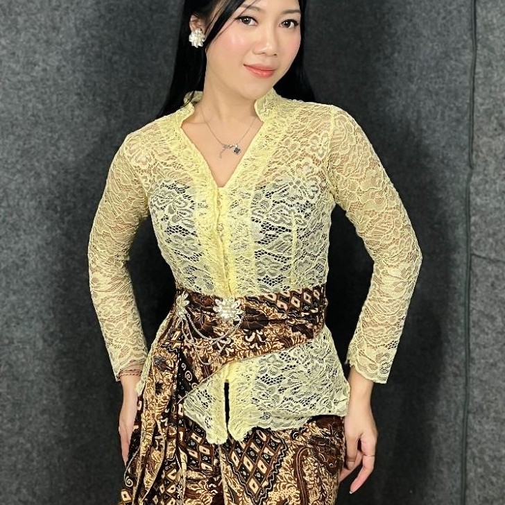 Kebaya ลูกไม้เนยเหลืองคอเซี่ยงไฮ้/Kebaya Only