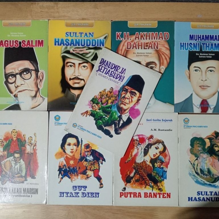หนังสือ HISTORY & HERO SERIES 9 เล่ม