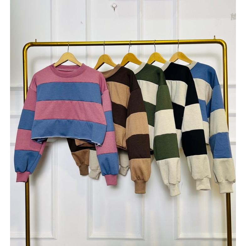 [เสื้อกันหนาวลายทางขนาดใหญ่ขนาดเล็ก Crupe Twocolor Strip Sweater สําหรับผู้หญิง Sd83