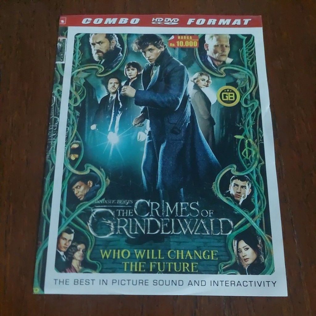 " FANTASTIC BEASTS.- THE CRIMES OF GRINDELWLD " EDDIE REDMAYNE - JUDE LAWLER - EZHA MILLER - JOHNNY 