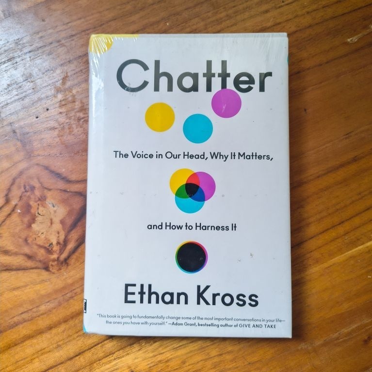 Chatter - หนังสือนําเข้า Ethan Kross HC ดั้งเดิม