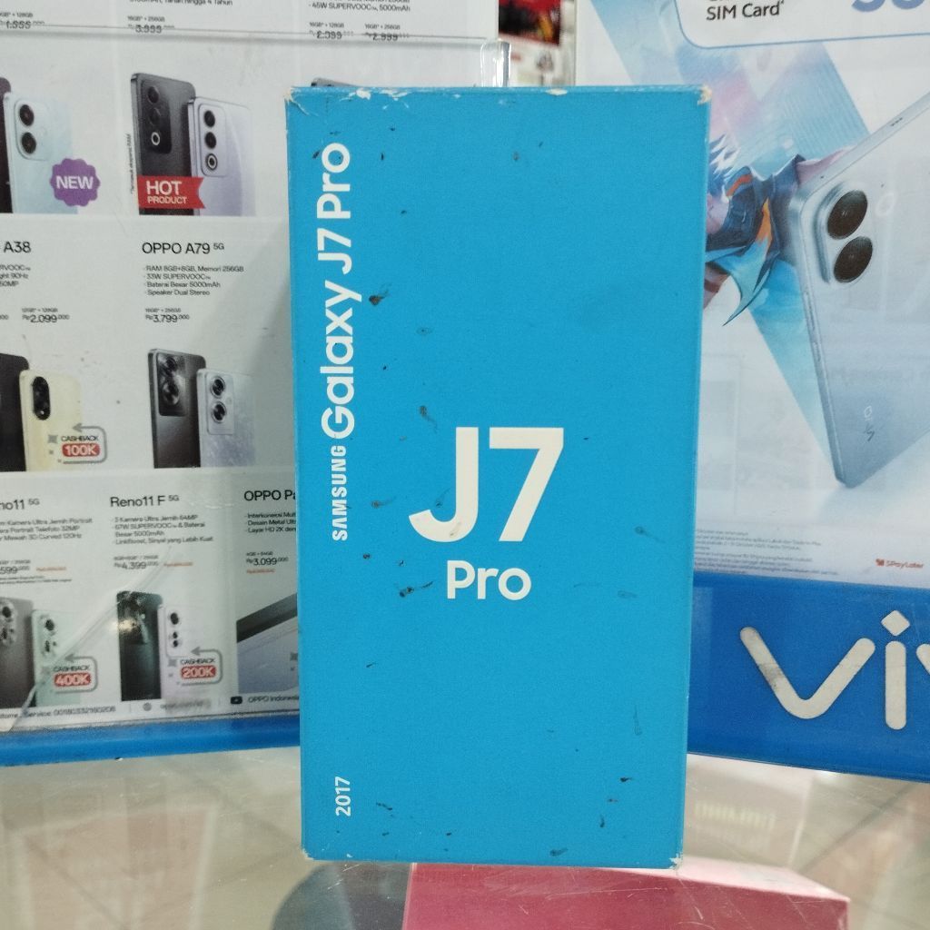 Samsung J7 Pro Box - กระดาษแข็ง Samsung J7 Pro มือสอง - สภาพตามภาพ