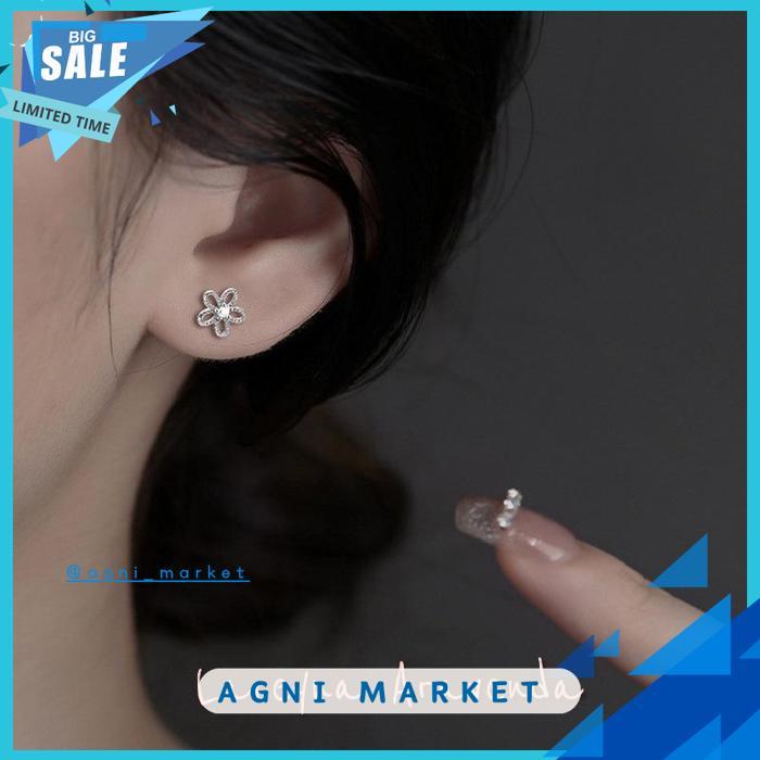 ผู้หญิง TITANIUM EARRINGS DURABLE CHARM FLOWER LUCKY CRYSTAL ZIRCON AAA ET002 !!