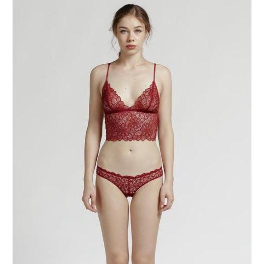 ชุดชั้นใน Raquel Tara กางเกงในสีแดง