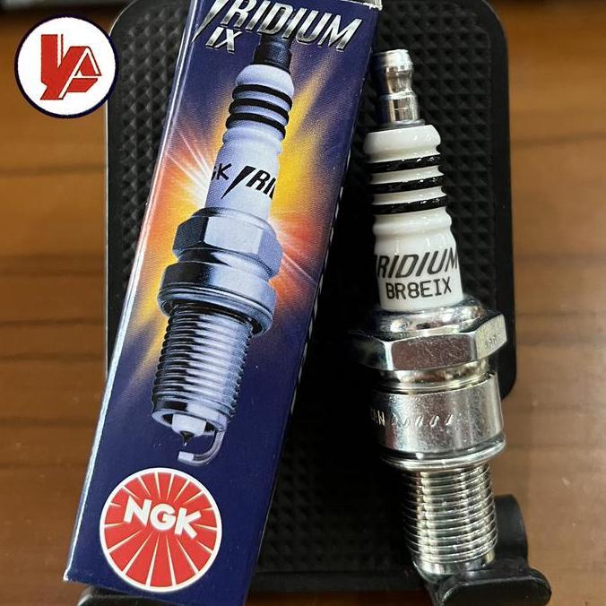 หัวเทียน NGK Iridium BR8EIX Honda NSR 150 Husqvarna CR 250 WR 250 360
