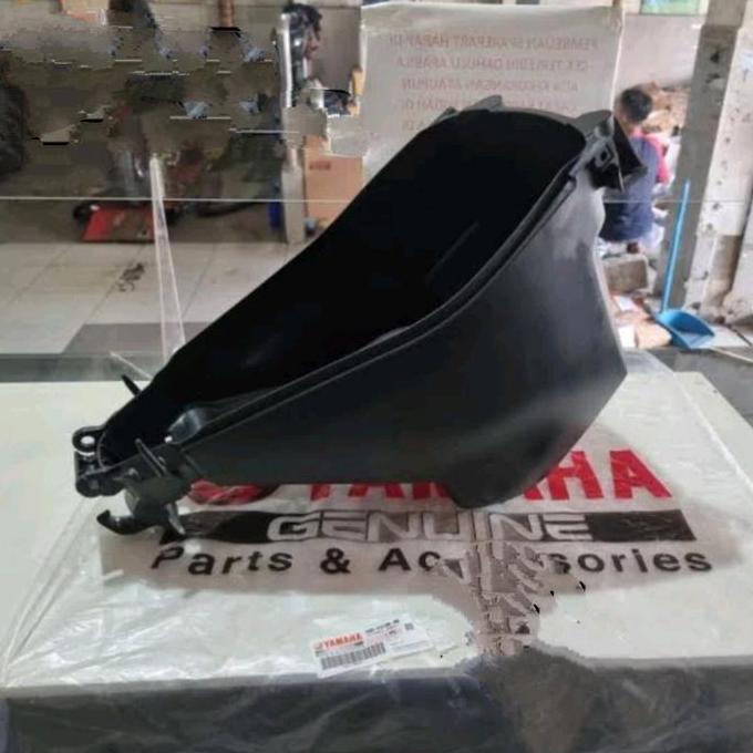 กล่องสัมภาระ Xeon Rc Gt 125 Aerox 125 1Lb-F473R-00 Premium