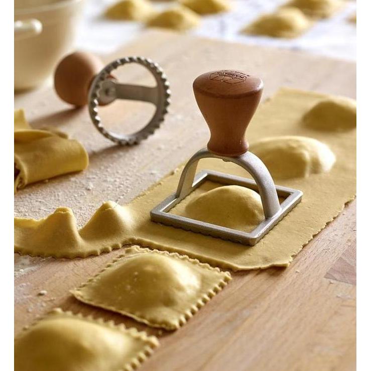 Ravioli Stamp Paste ด้ามไม้ Begerigi / เครื่องตัดเกี๊ยวพาสต้า