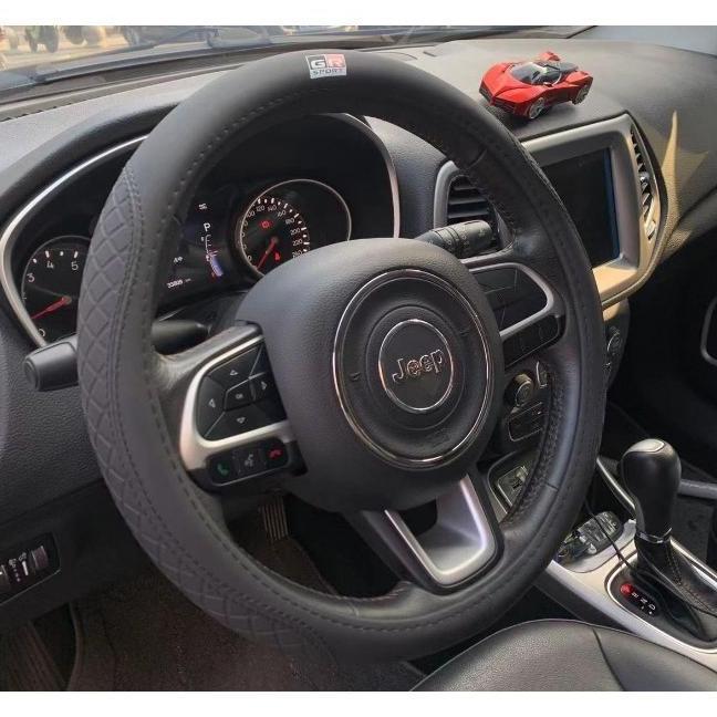 หุ้มพวงมาลัย GR SPORT สีดํา พร้อมโลโก้รถยนต์อเนกประสงค์