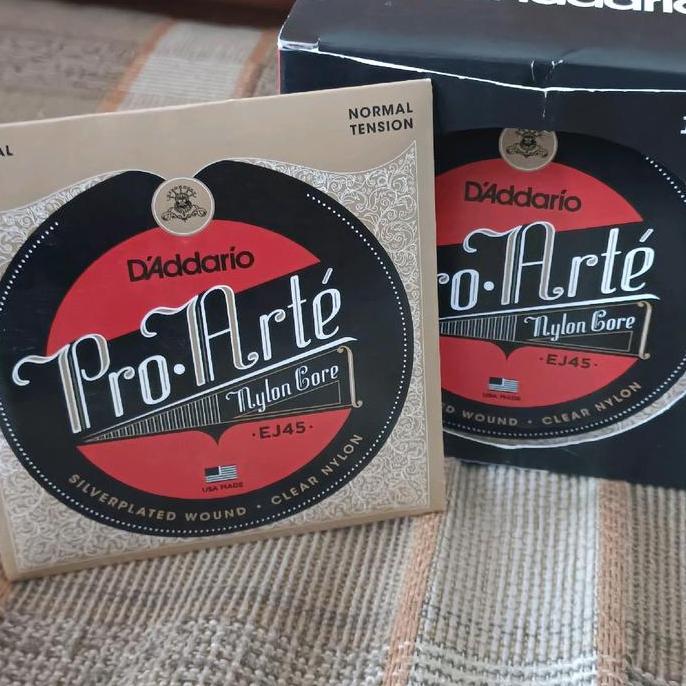 D'ADDARIO DAddario ej45 Nylon Classical Guitar Strings สําหรับมืออาชีพ ej-45