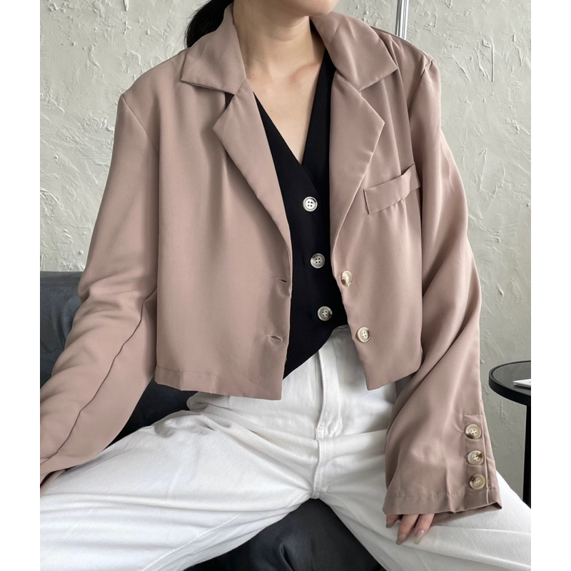 BODYESCAPE | Paul Blazer - เสื้อครอปผู้หญิง