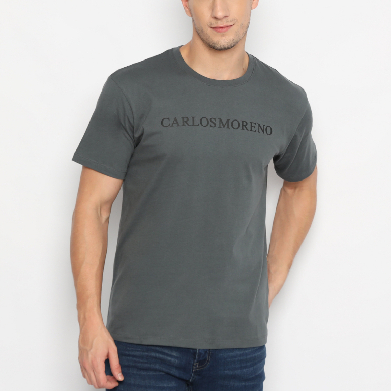 Carlos Moreno เสื้อยืดพิมพ์ลายคอลูกเรือแขนสั้นผู้ชาย Unisex KPC 194010 สีเทาเทา