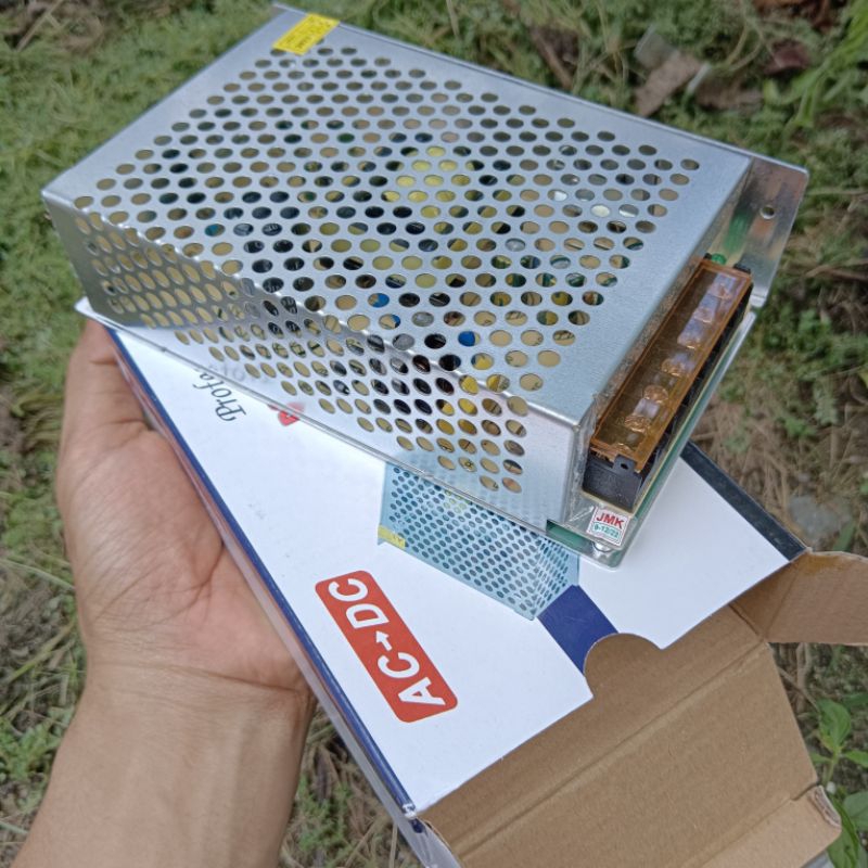 10A แหล่งจ่ายไฟ 12V 10 Ampere Adapter