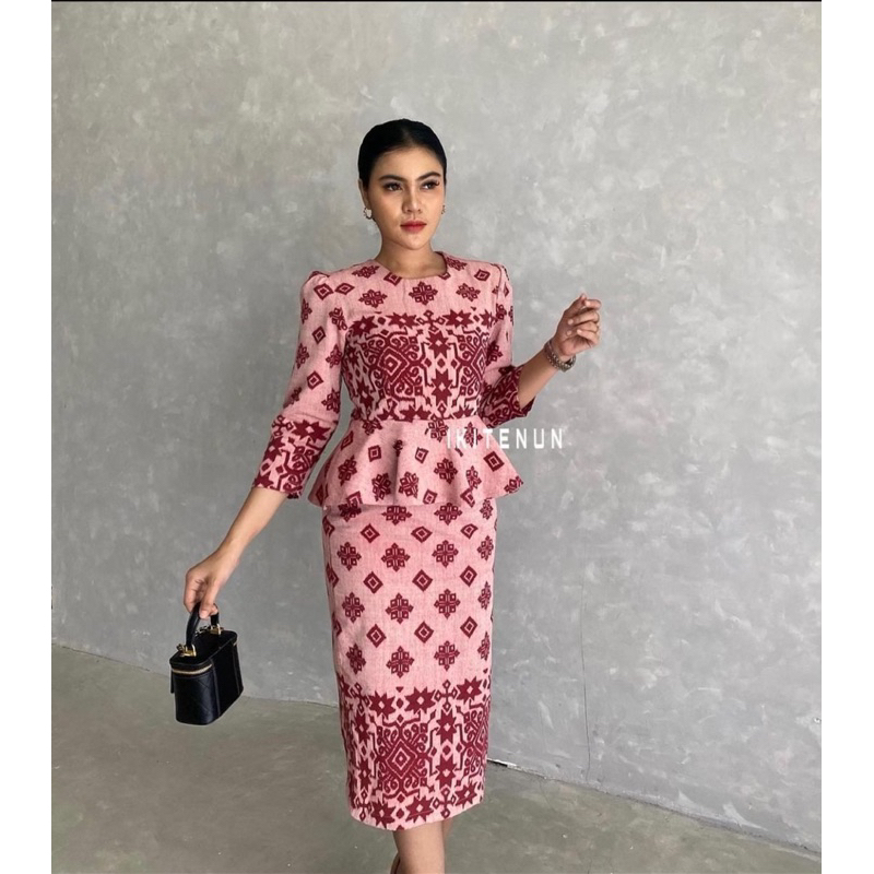 KIKI TENUN /CAMELIA WOVEN DRESS