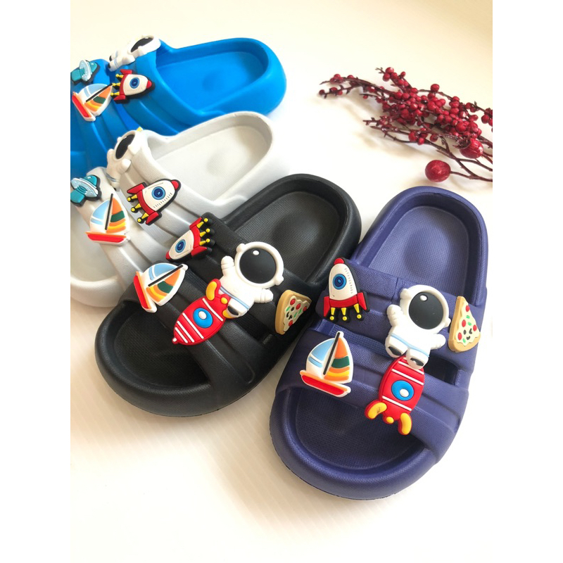[ขนาด 24-35] BOYS SLIP-ON SANDALS 3-8 YEARS ORICON-145/245 IMPORTED JIBBITZ ASTRO ROCKET TOY / รองเท